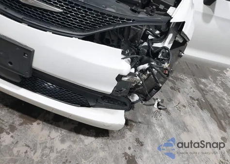 2023 Chrysler Voyager Lx из США, поврежденный, VIN 2C4RC1CGXPR602501